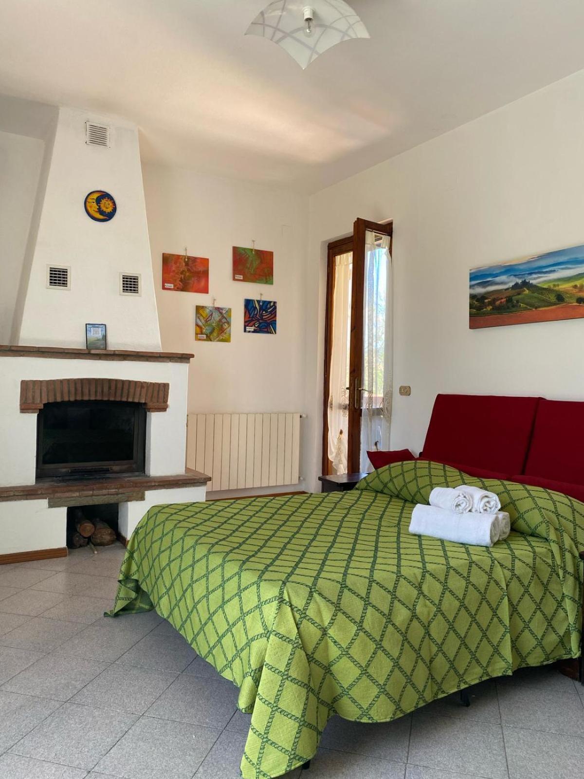 Agribike Agriturismo Poggio Rossino 가보라노 외부 사진