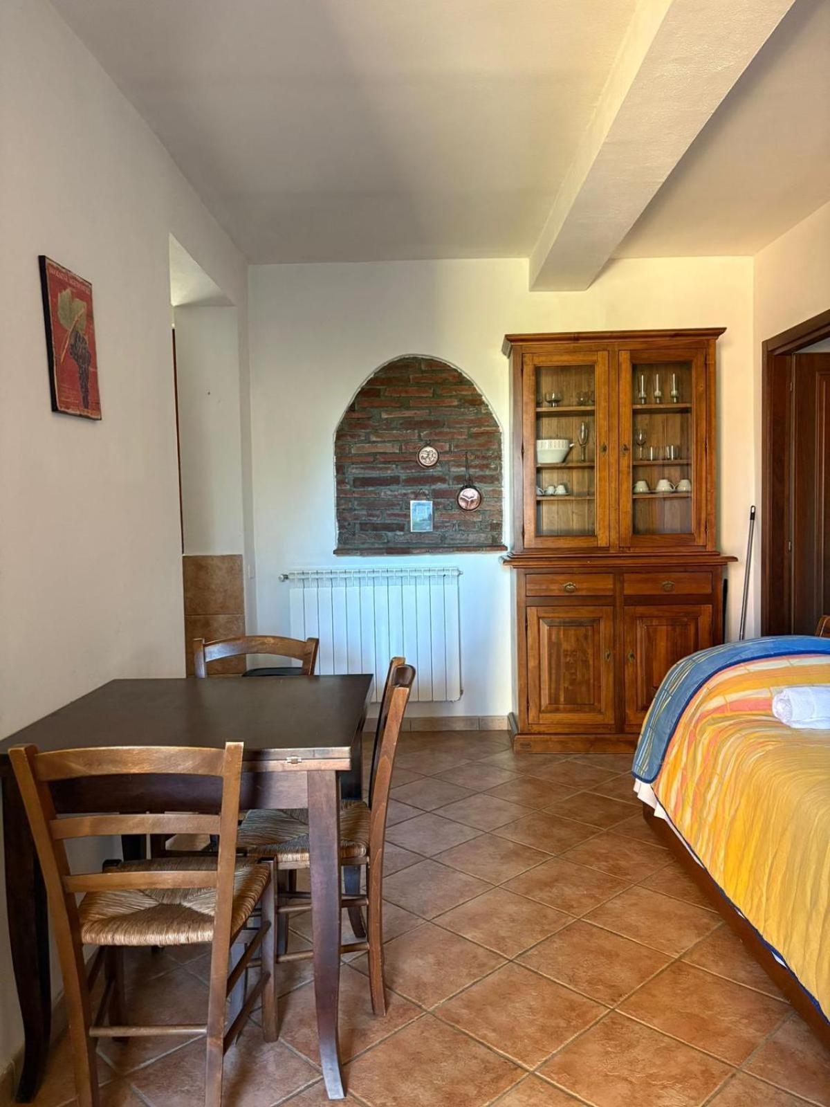 Agribike Agriturismo Poggio Rossino 가보라노 외부 사진