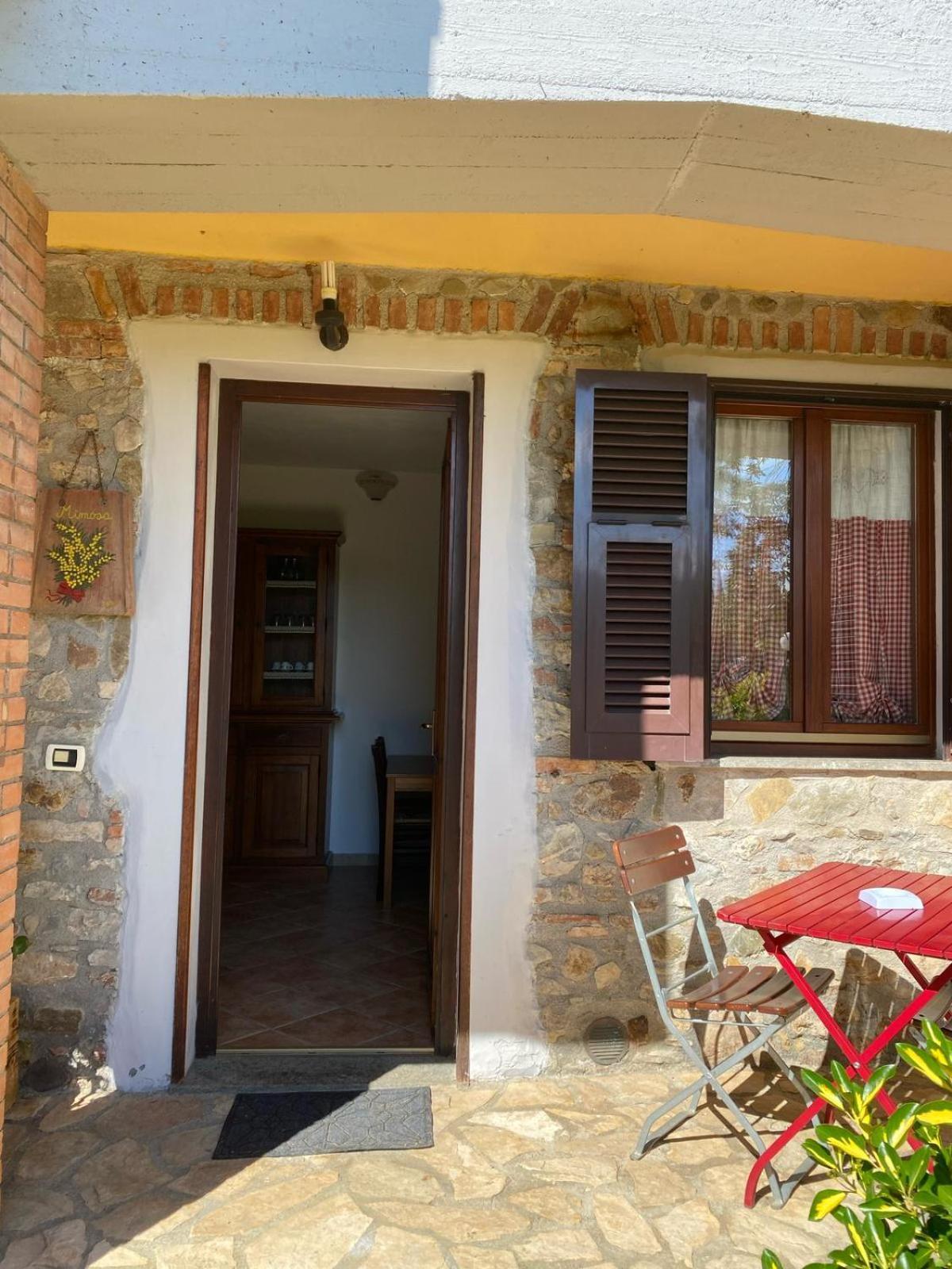 Agribike Agriturismo Poggio Rossino 가보라노 외부 사진